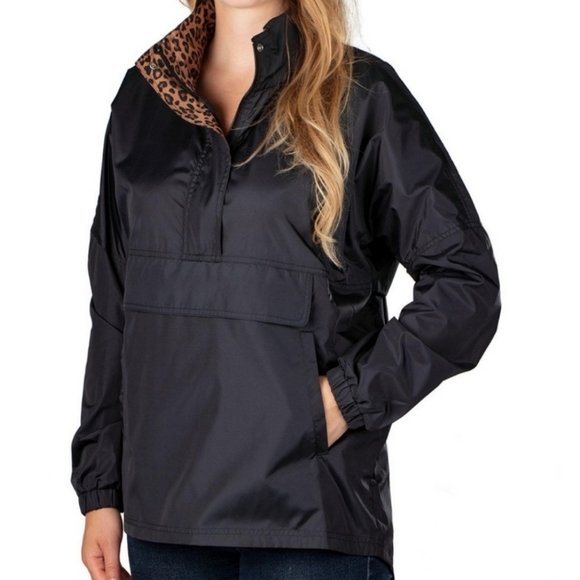 NWT Lauren James Womens S Black Animal Accent Anorak - Picture 2 of 11